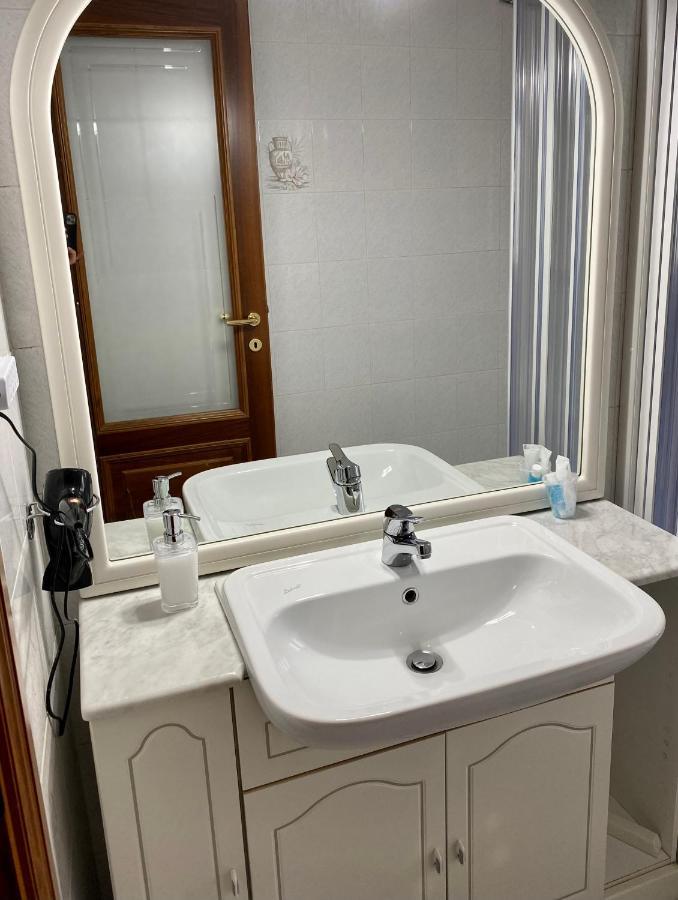 5Th Apartment Cuneo Exterior photo