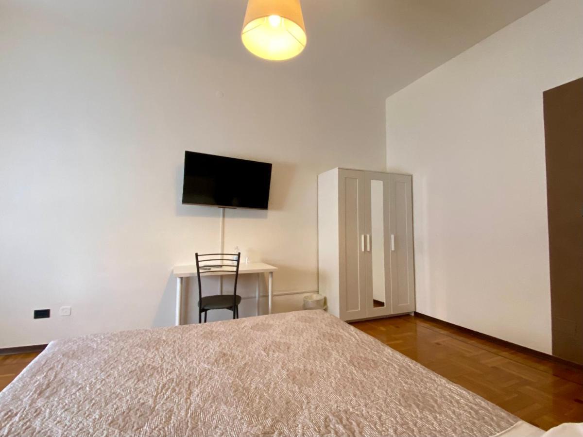 5Th Apartment Cuneo Exterior photo